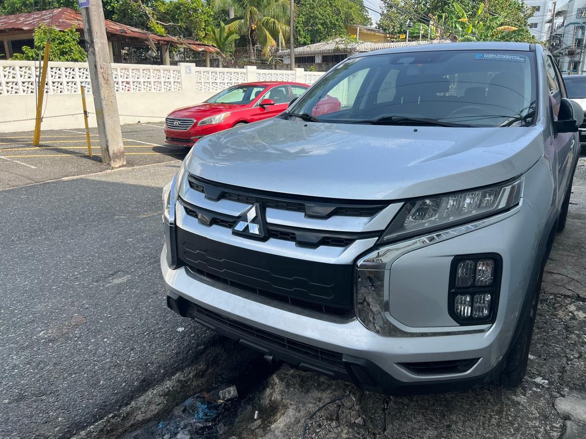 MITSUBISHI Outlander Sport 2020 - foto 10 de 10