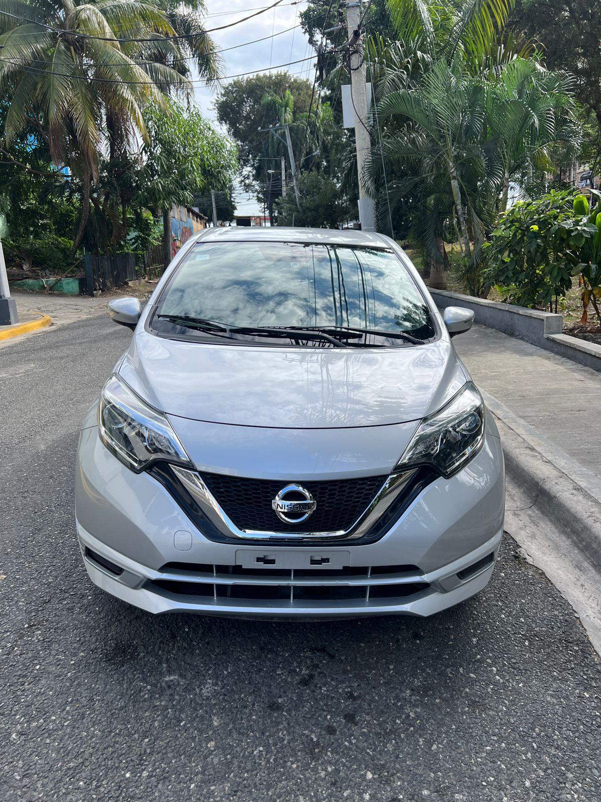 Nissan Note SV 2017 - foto 2 de 12