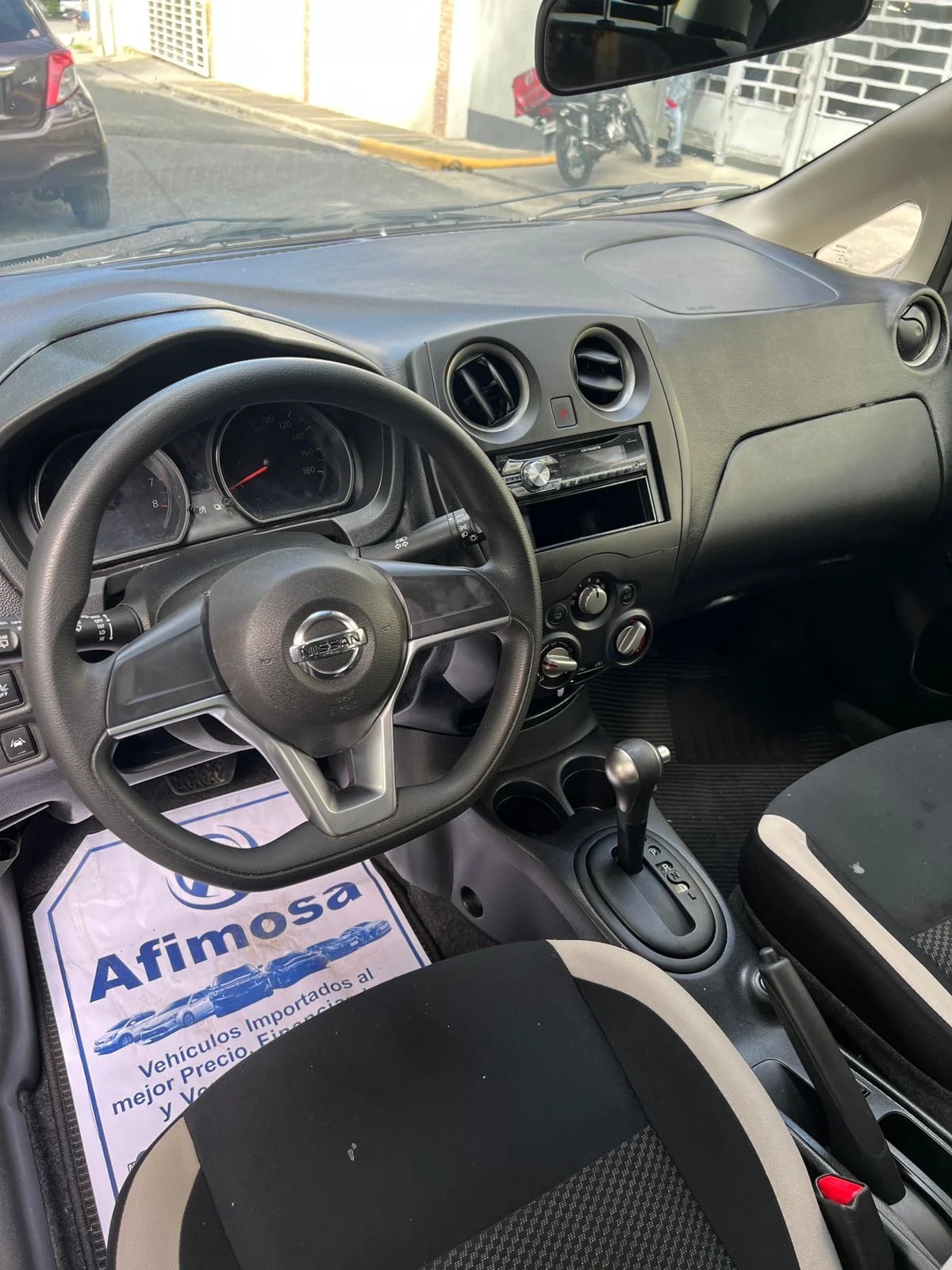 Nissan Note SV 2017 - foto 12 de 12