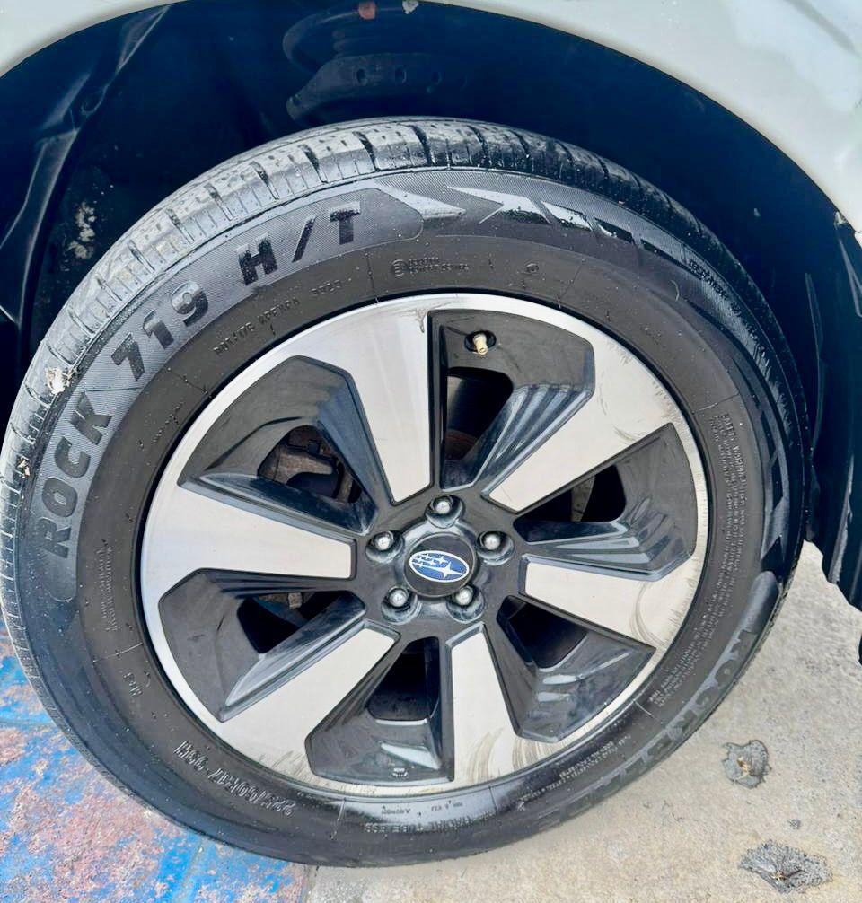 Subaru Forester Base + 2017 - foto 11 de 11