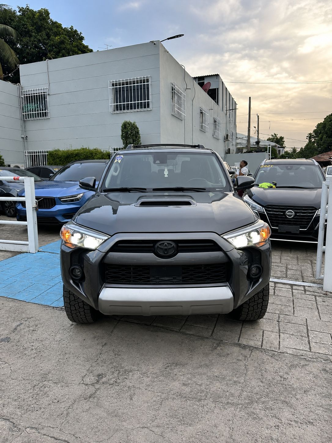 Toyota 4Runner TRD offroad Prem 2021 - foto 2 de 14