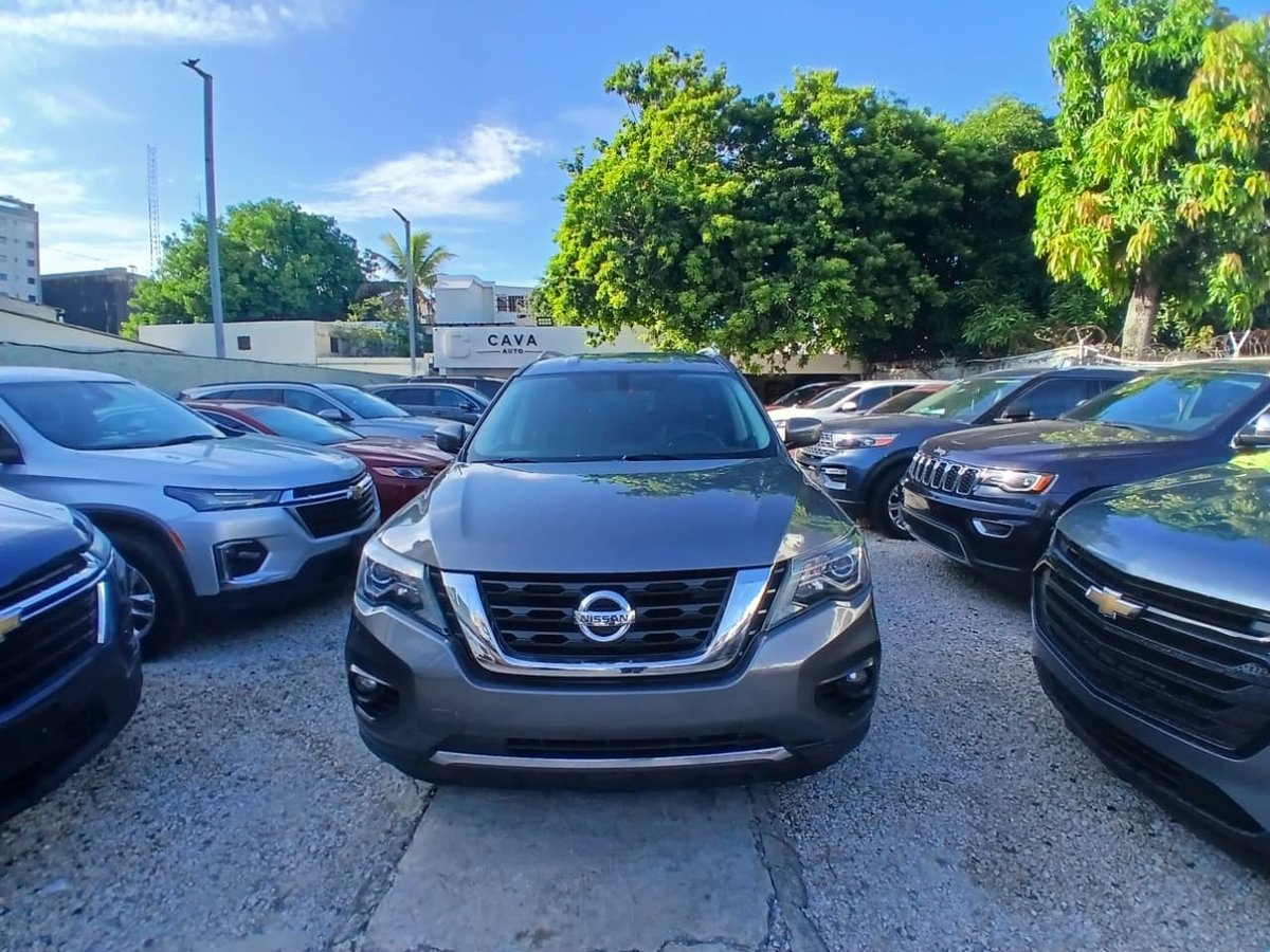 Nissan Pathfinder SV 2020 - foto 2 de 12