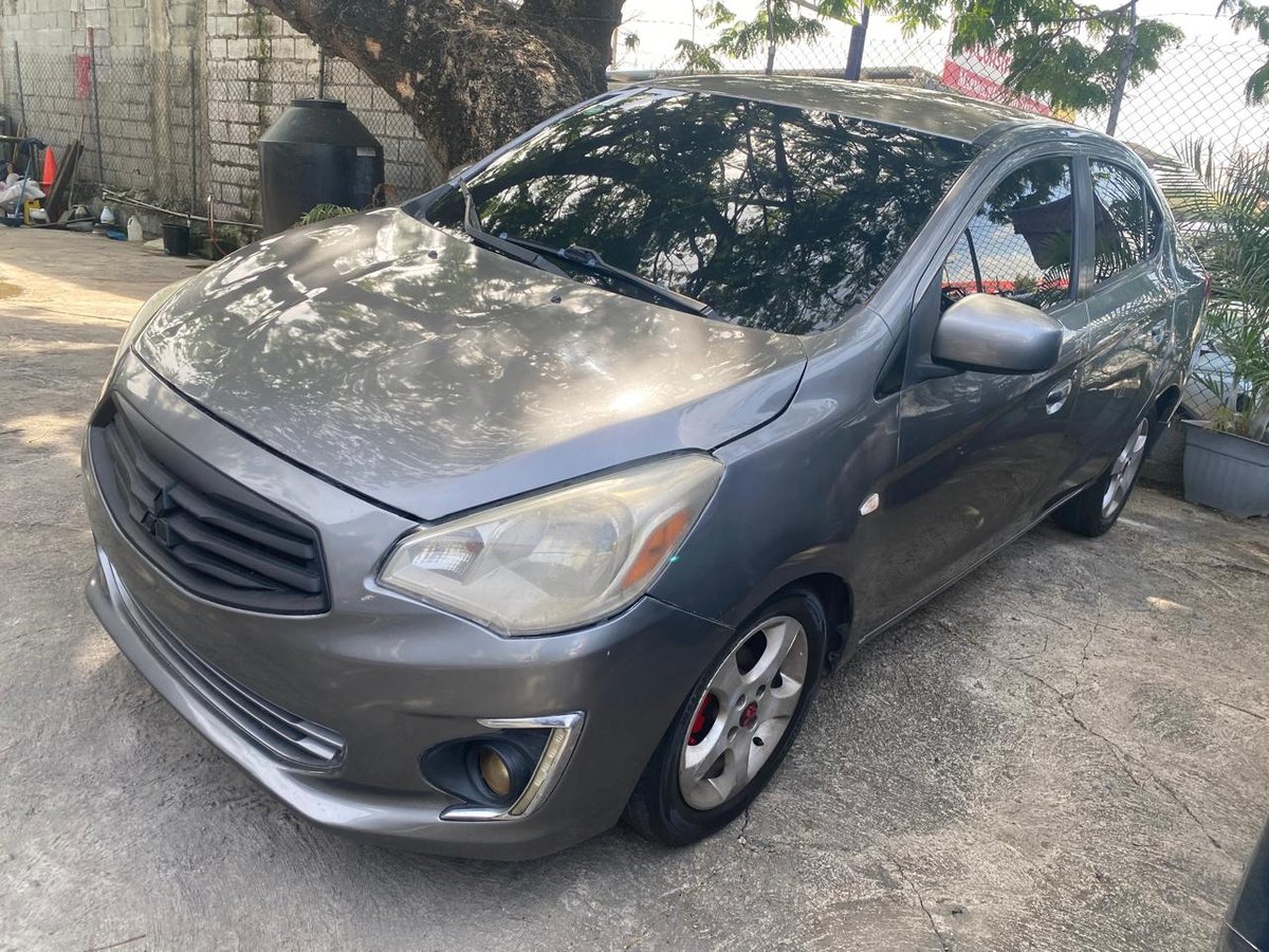 Mitsubishi Motors Mirage G4 2017 - foto 2 de 4