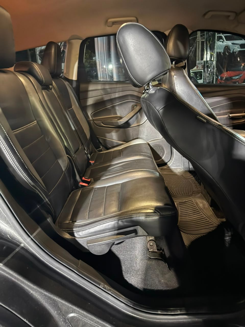 Ford Escape SE 2015 - foto 10 de 10