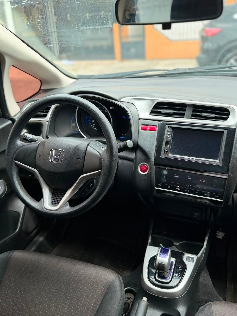 Honda Fit Hybrid 2015 - foto 11 de 11