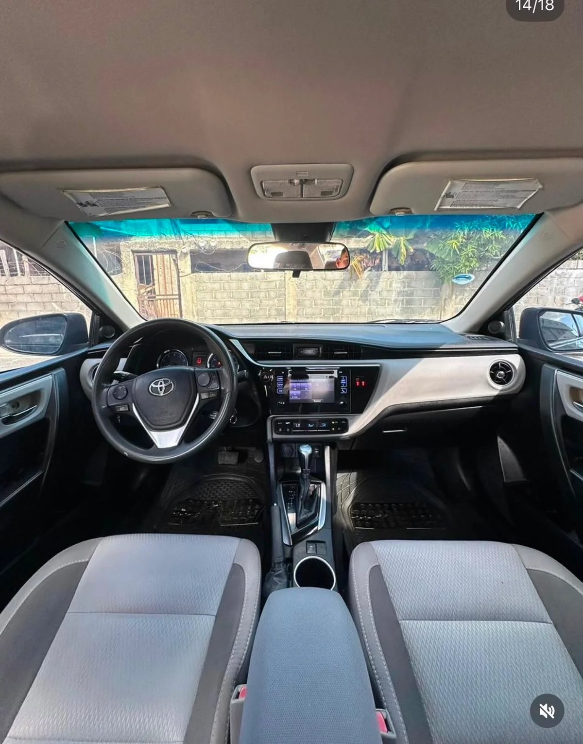 Toyota Corolla LE 2018 - foto 6 de 6