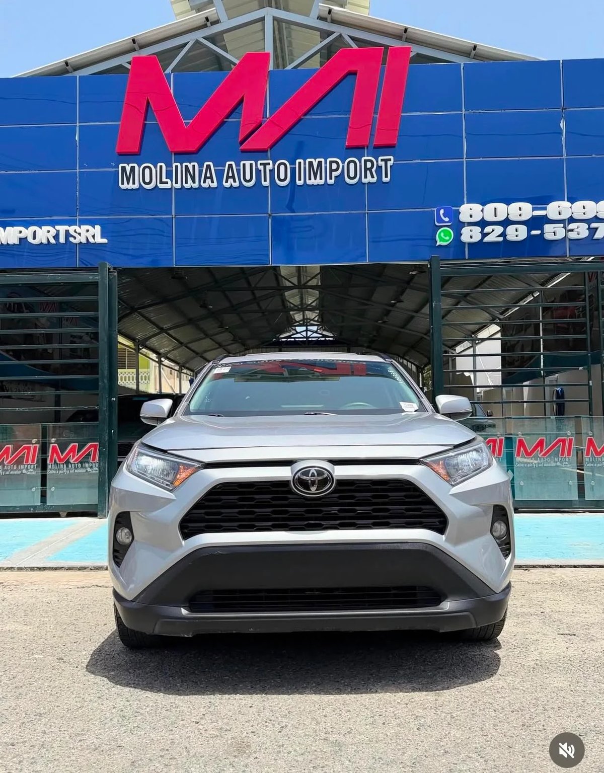 Toyota RAV4 XLE 2020 - foto 2 de 7