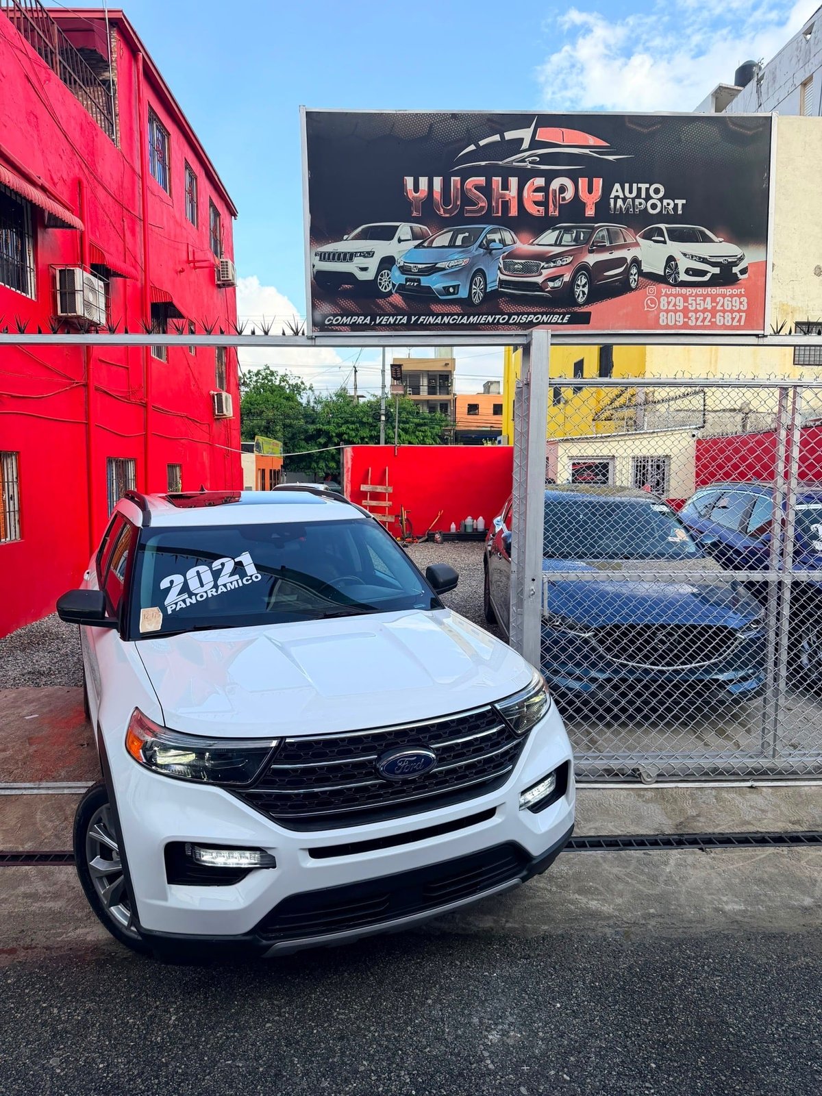 Ford Explorer XLT 2021 - foto 2 de 11