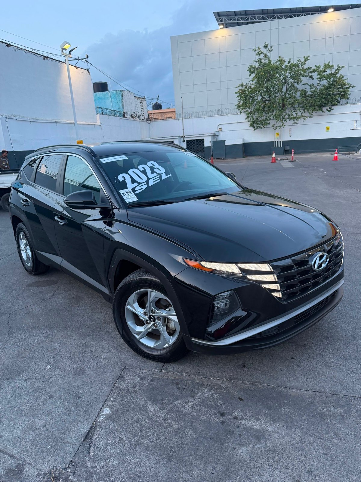 Hyundai Tucson SEL 2023 - foto 2 de 12