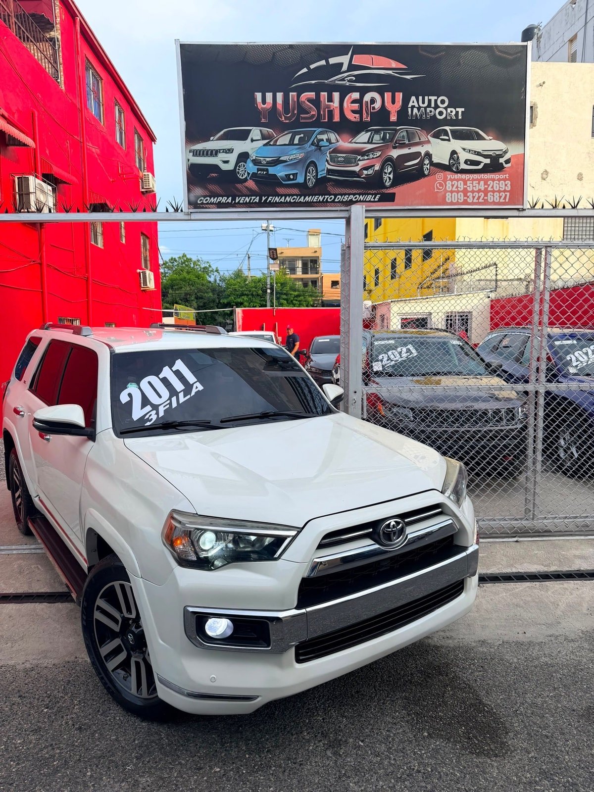 Toyota 4 Runner SR5 2011 - foto 2 de 10
