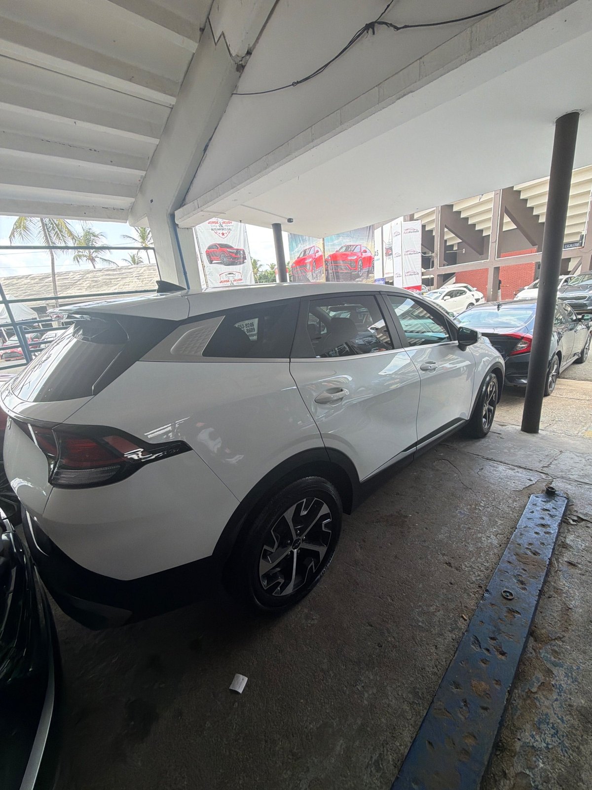 Kia Sportage EX 2023 - foto 3 de 3