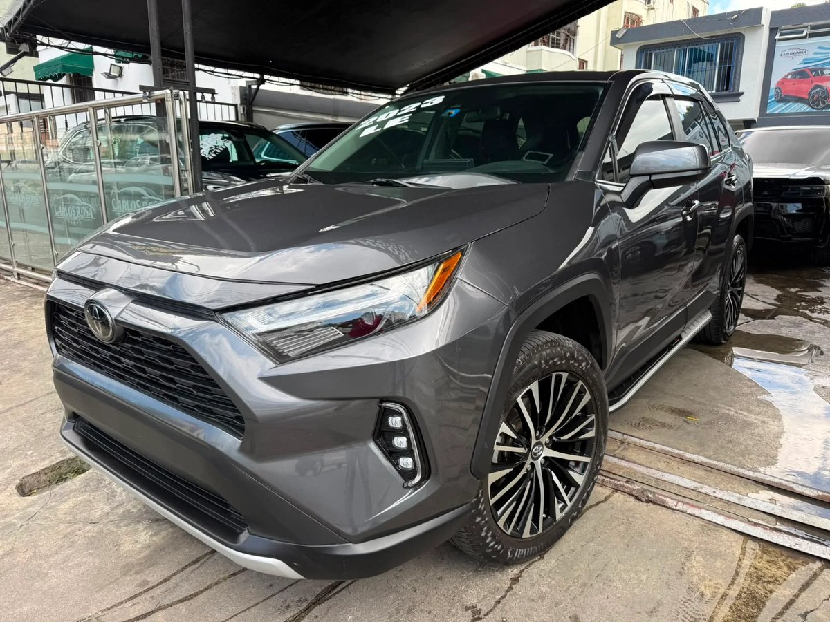 Toyota RAV4 LE 2023 en venta - vista principal