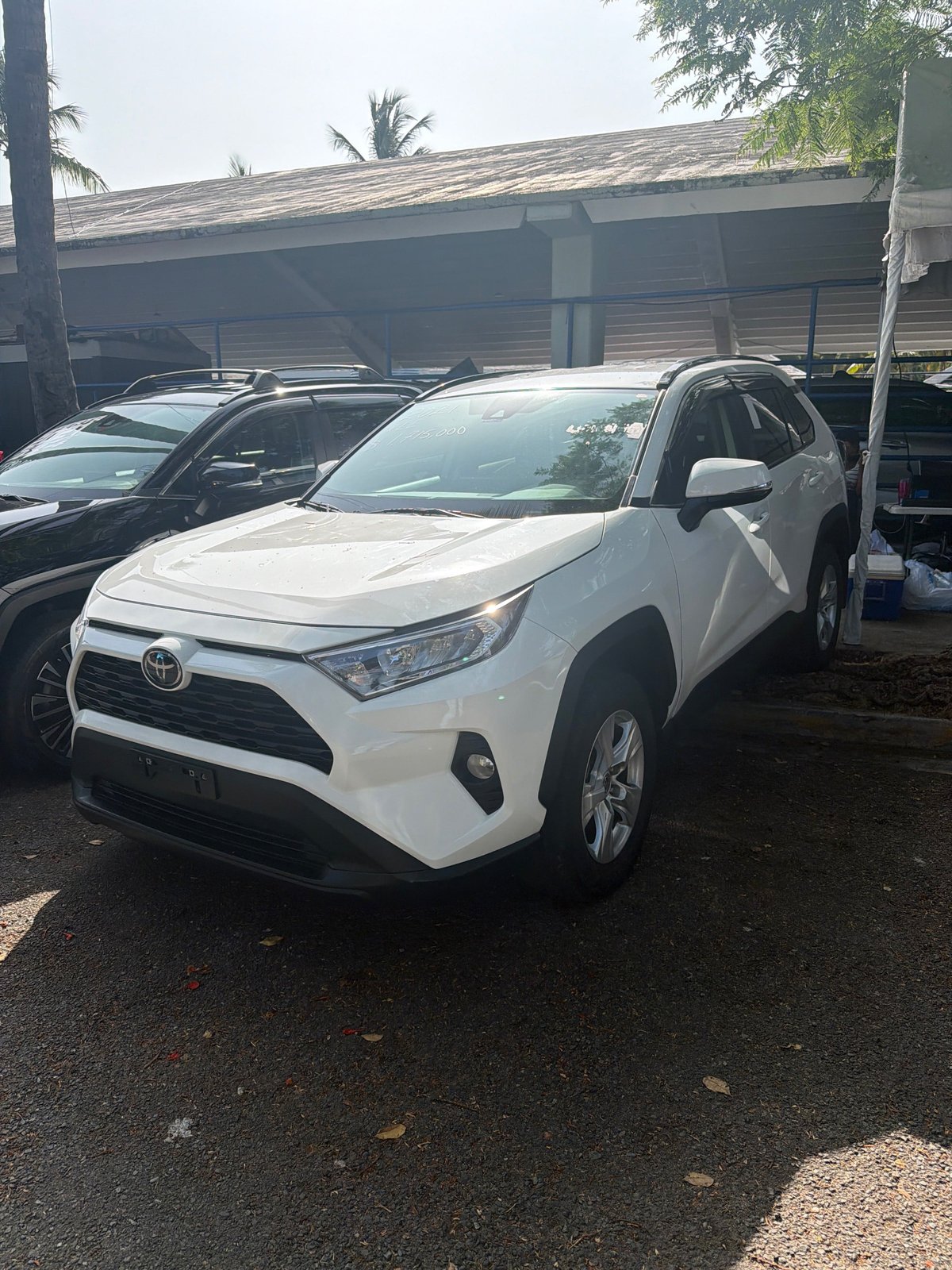Toyota RAV4 XLE 2021 en venta - vista principal