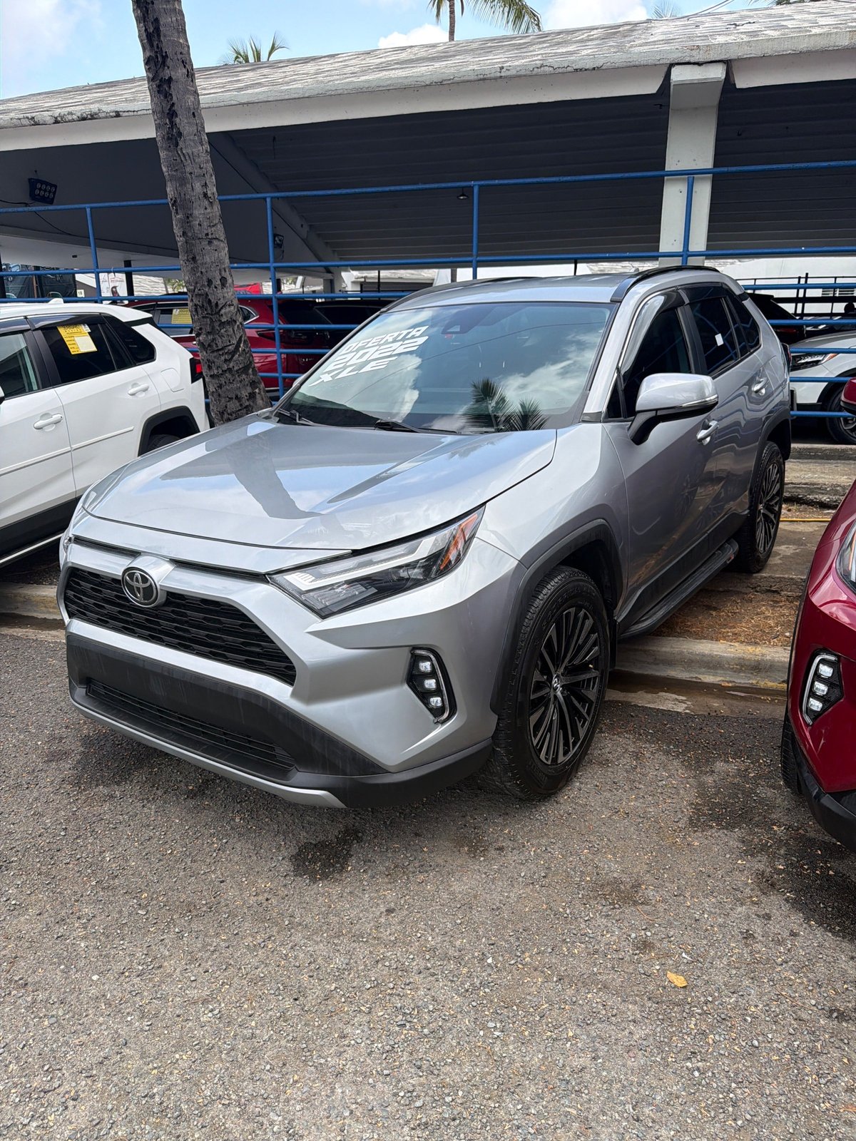 Toyota RAV4 XLE 2022 en venta - vista principal