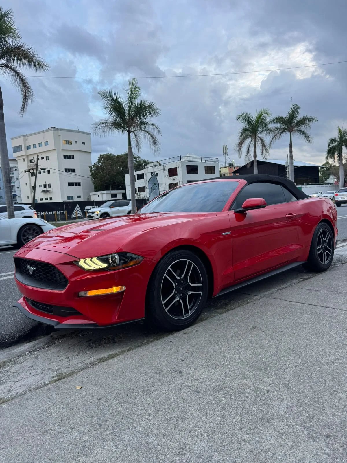 Ford Mustang Ecoboost Premium 2020 en venta - vista principal