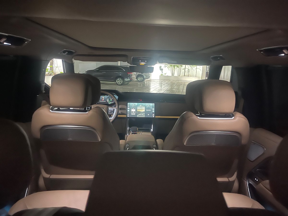 Land Rover Range Rover Autobiography L 2025 - foto 9 de 9