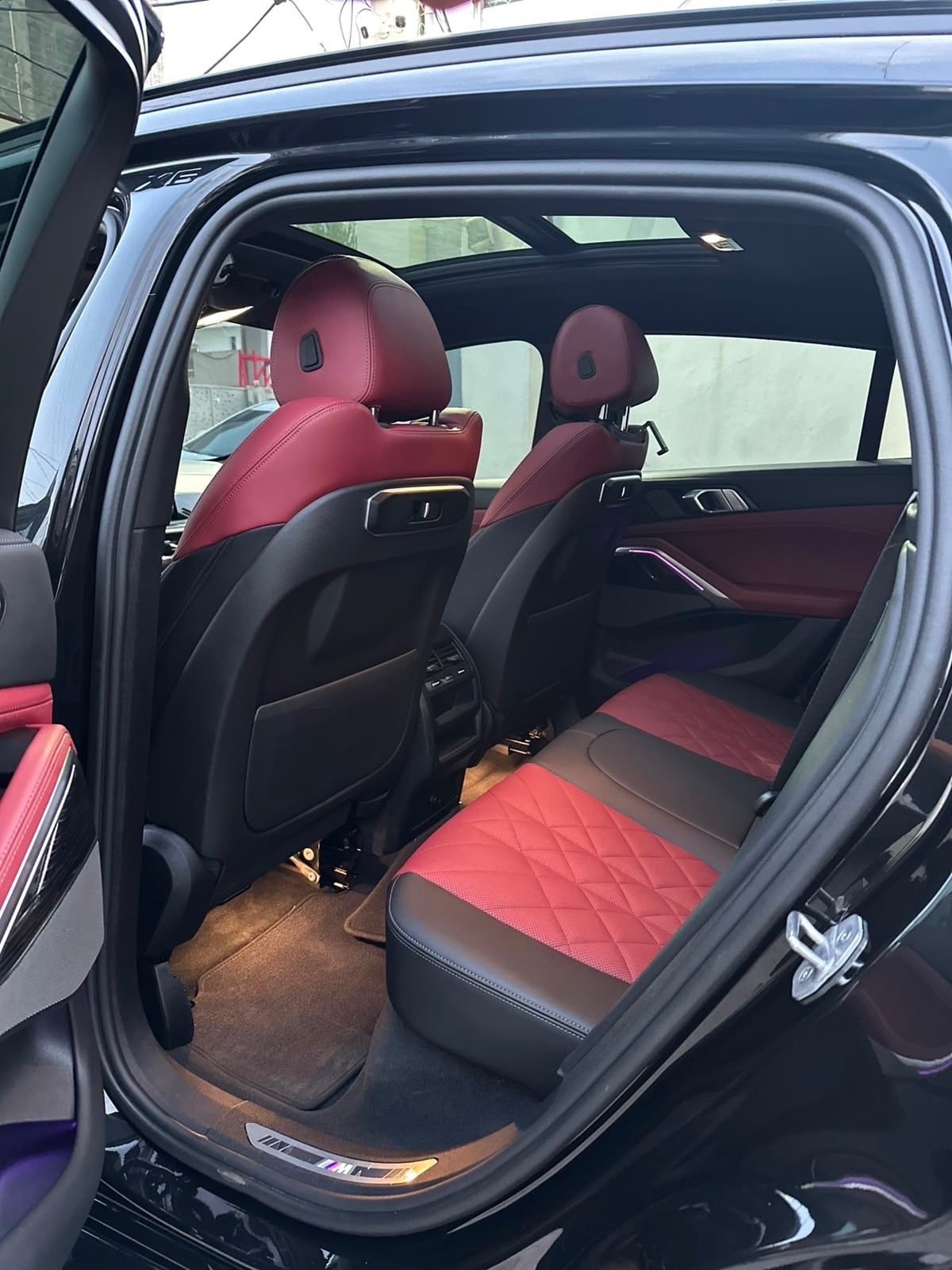 BMW X6 xDrive40i 2024 - foto 7 de 7