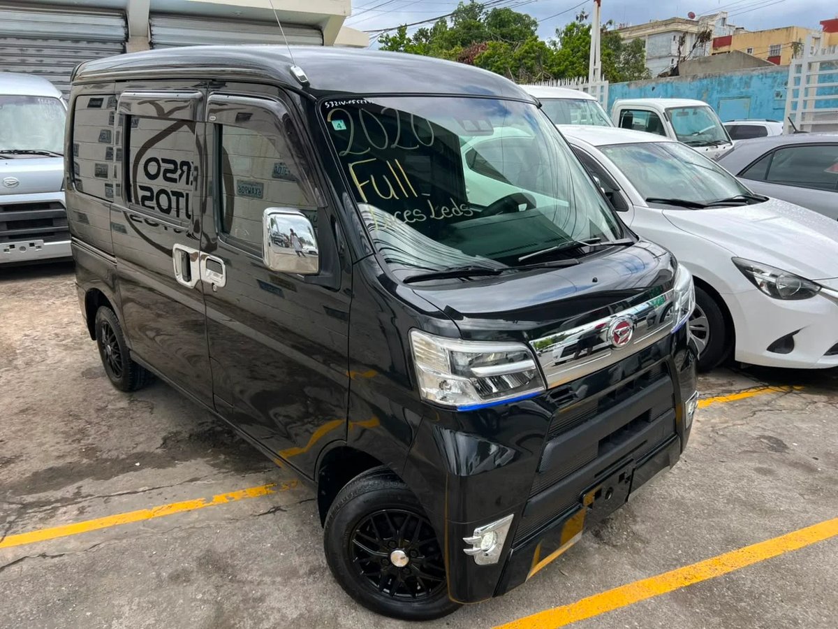 Daihatsu Hijet 2020 - foto 2 de 10