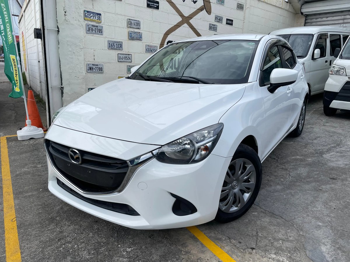 Mazda Demio 2019 en venta - vista principal