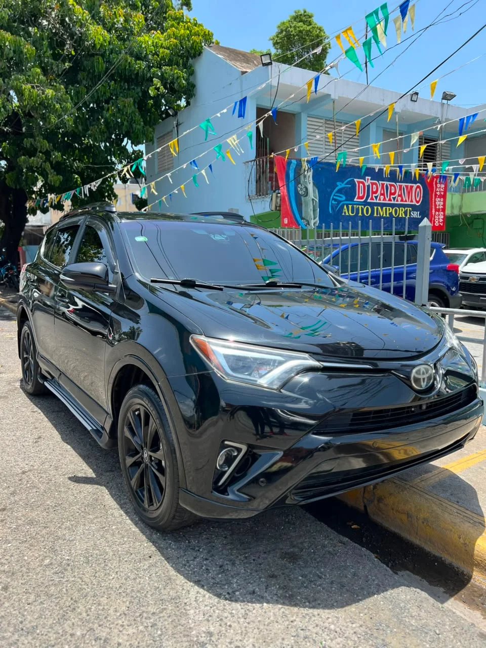 Toyota RAV4 Limited 2017 - foto 2 de 11