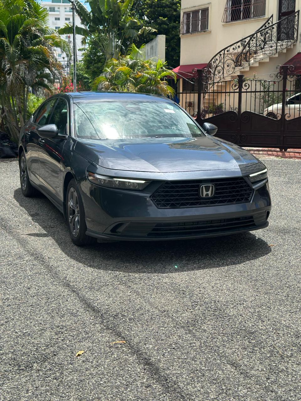 Honda Accord EX 2023 - foto 2 de 11