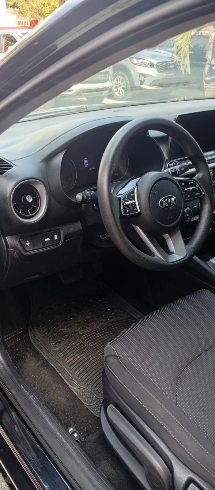 Kia Forte FE, LXS 2021 - foto 12 de 12
