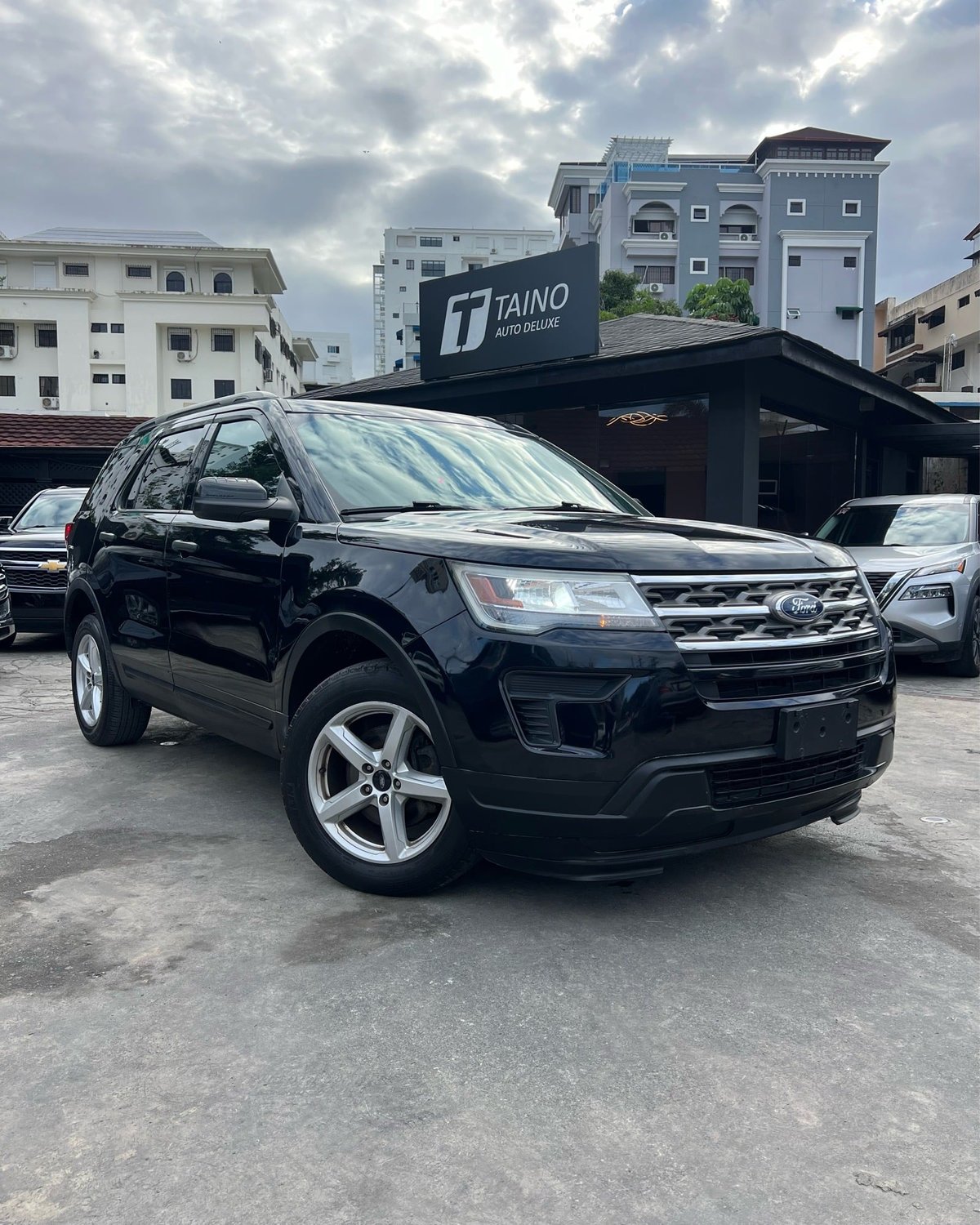 Ford Explorer XL 2019 - foto 2 de 10