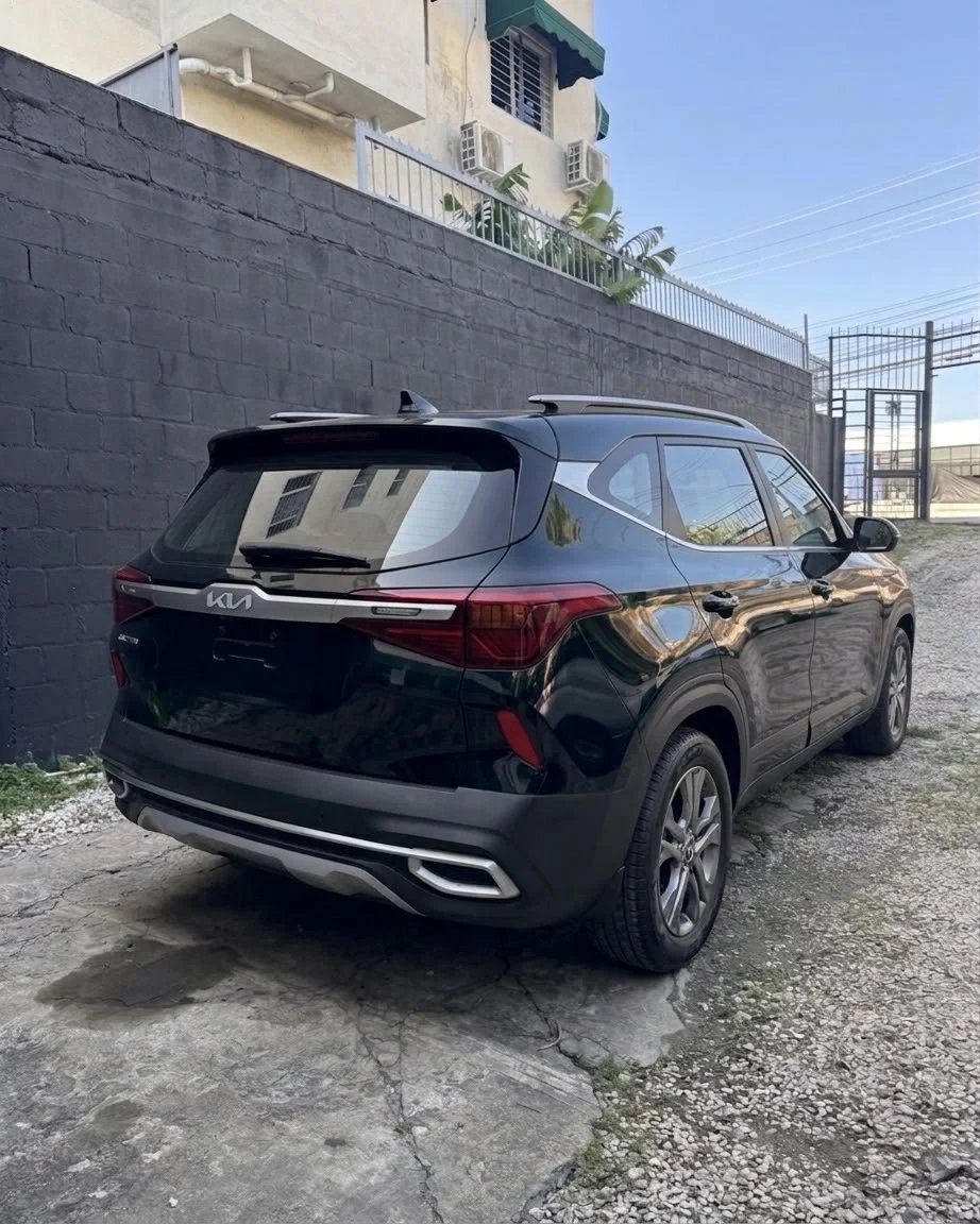Kia Seltos 2023 - foto 2 de 2