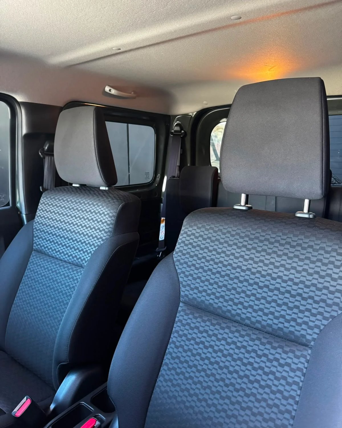 Suzuki Jimny GLX 2026 - foto 7 de 7