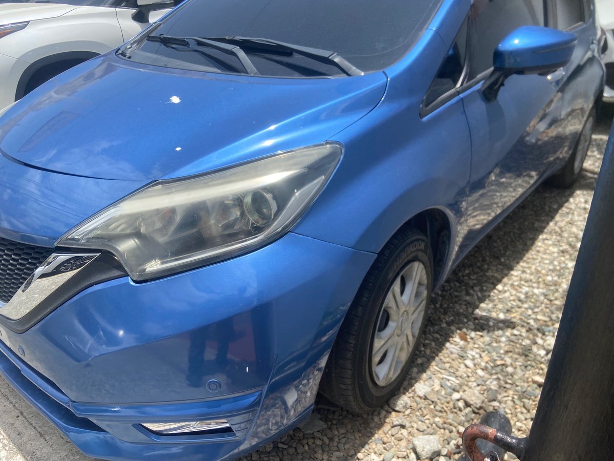 Nissan Note SV 2019 en venta - vista principal