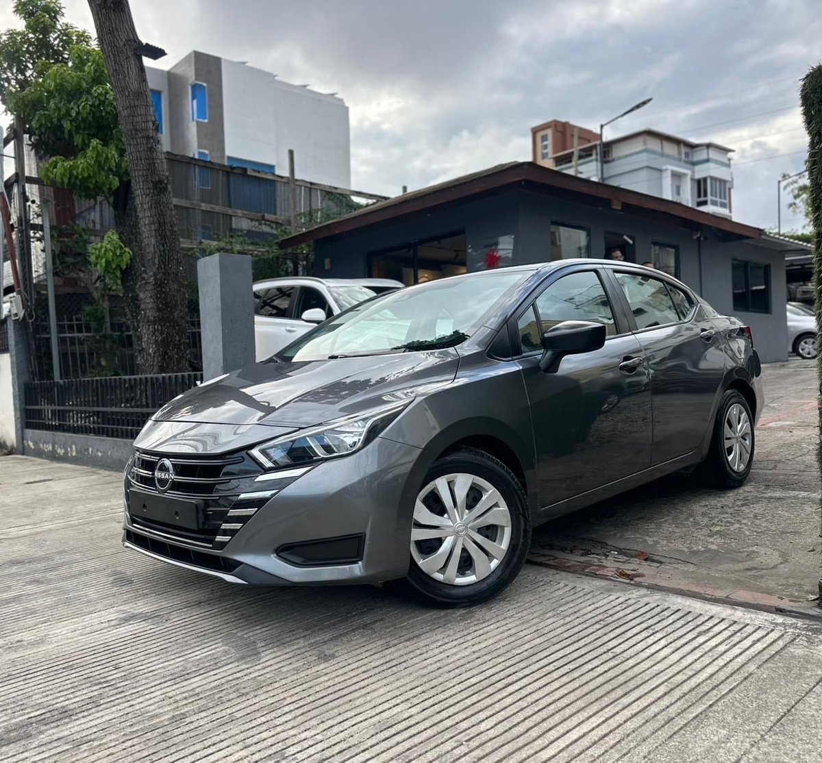 Nissan Versa Advance 2024 en venta - vista principal
