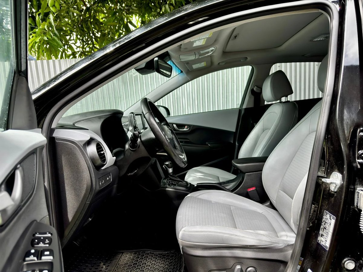 Hyundai KONA Limited 2021 - foto 2 de 11