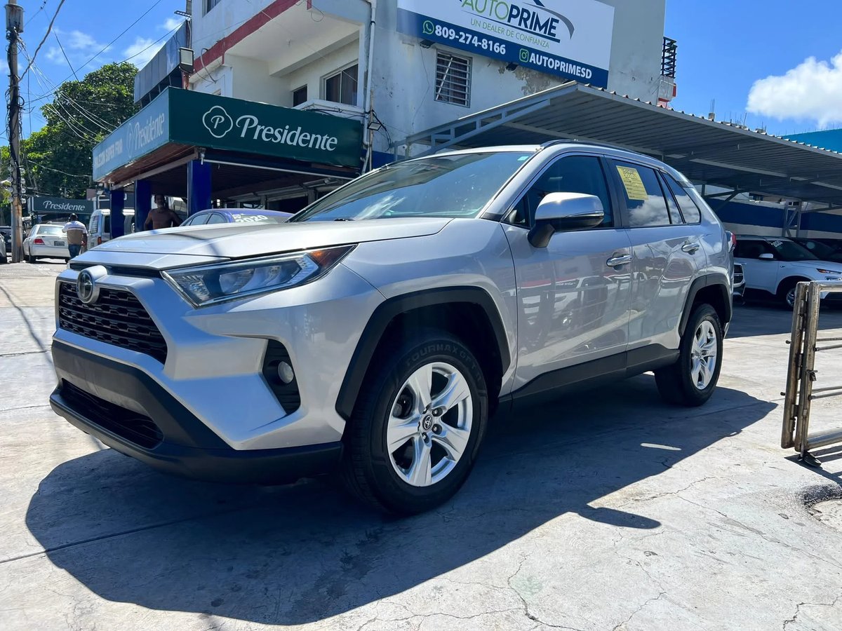 Toyota RAV4 XLE 2020 en venta - vista principal