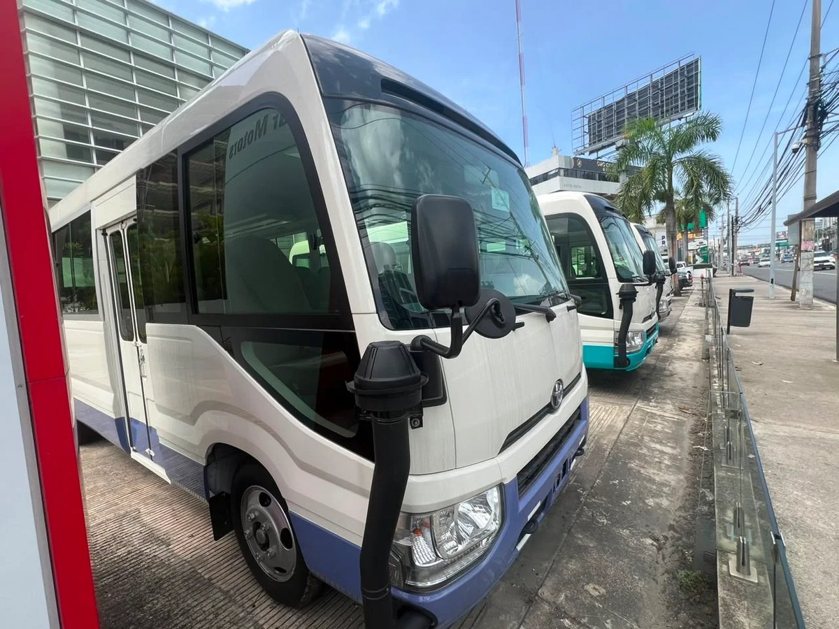 Toyota Coaster 2026 - foto 2 de 7