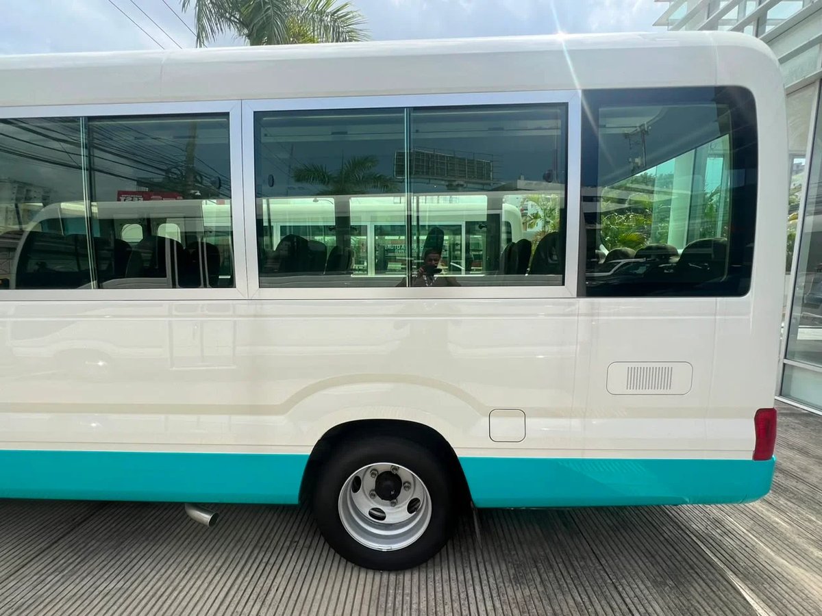 Toyota Coaster 2026 - foto 7 de 7