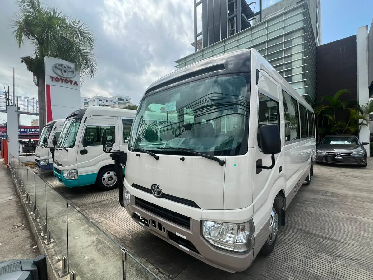 Toyota Coaster 2026 en venta - vista principal