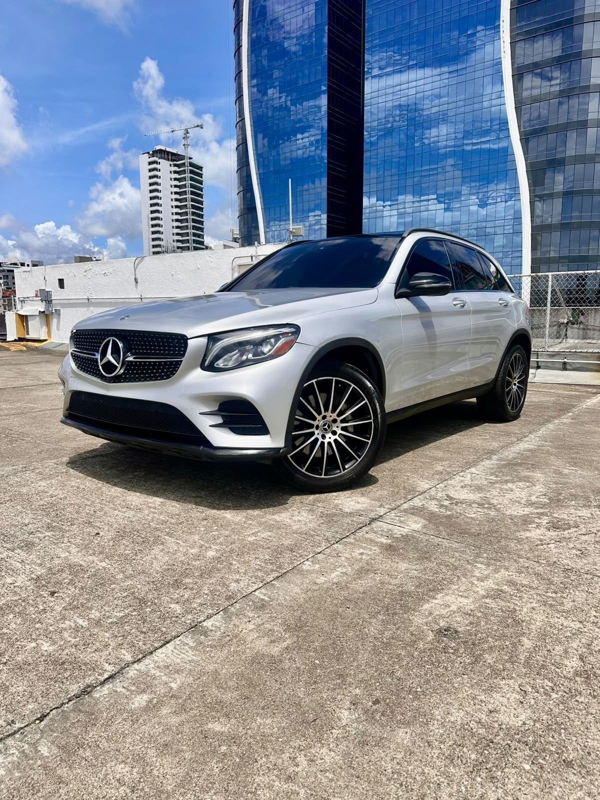 Mercedes Benz GLC 300 2018 en venta - vista principal