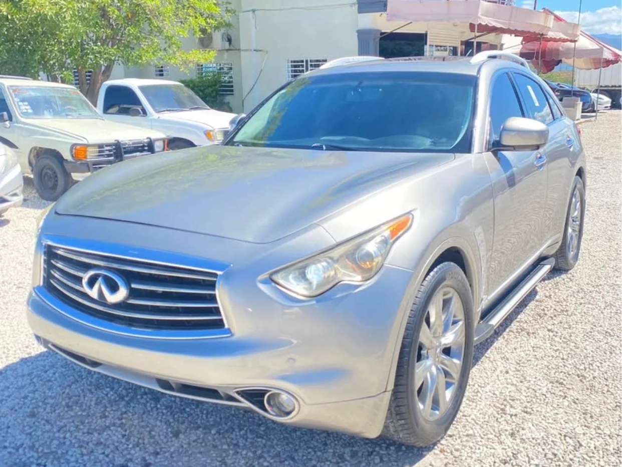 2009 Infiniti FX-35 usado en venta por Pujols Isidro Motors
