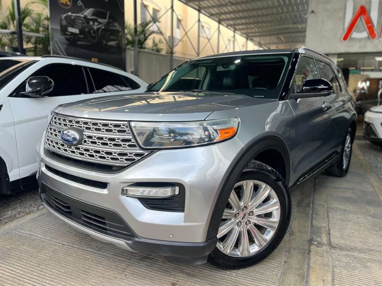 2022 Ford Explorer Limited usado en venta por UNIAUTO