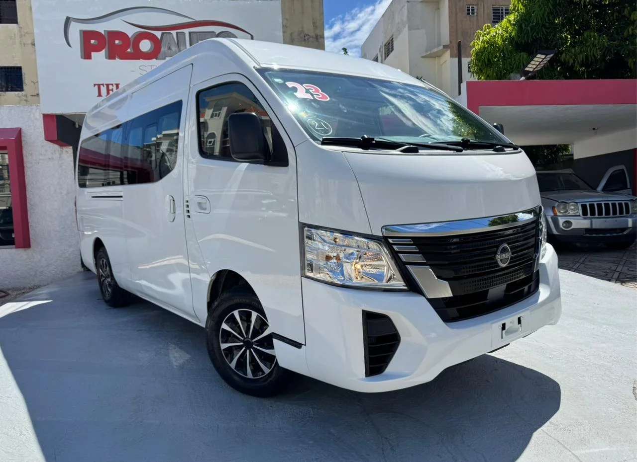 2023 Nissan Urvan usado en venta por Proauto Studio