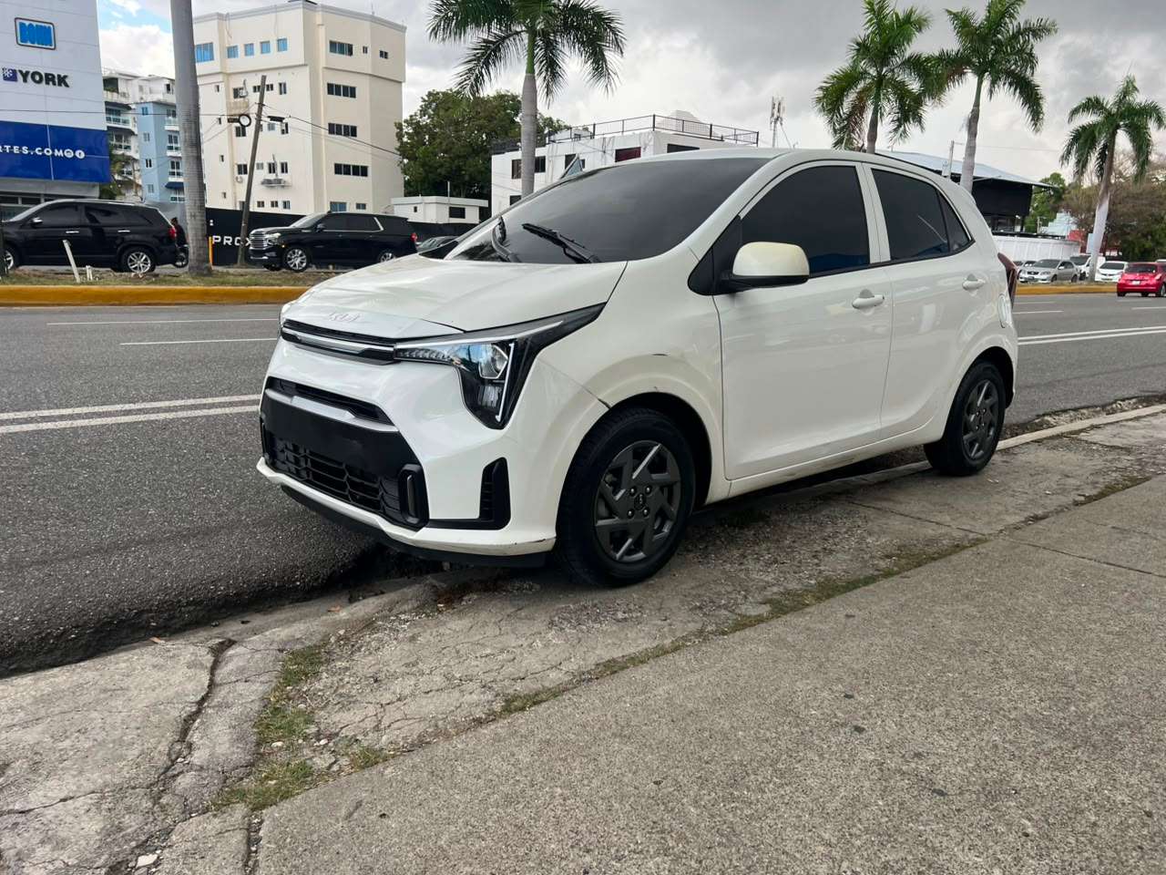 2025 Kia Picanto L X usado en venta por Auto Outlets By We