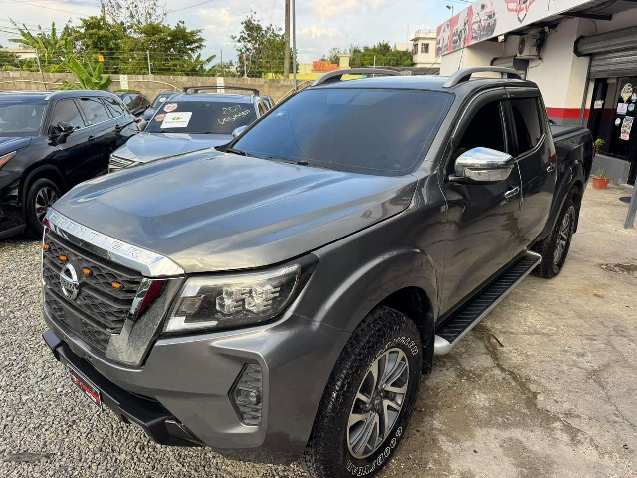 2018 Nissan Frontier NP300 usado en venta por Demorizi Autos 