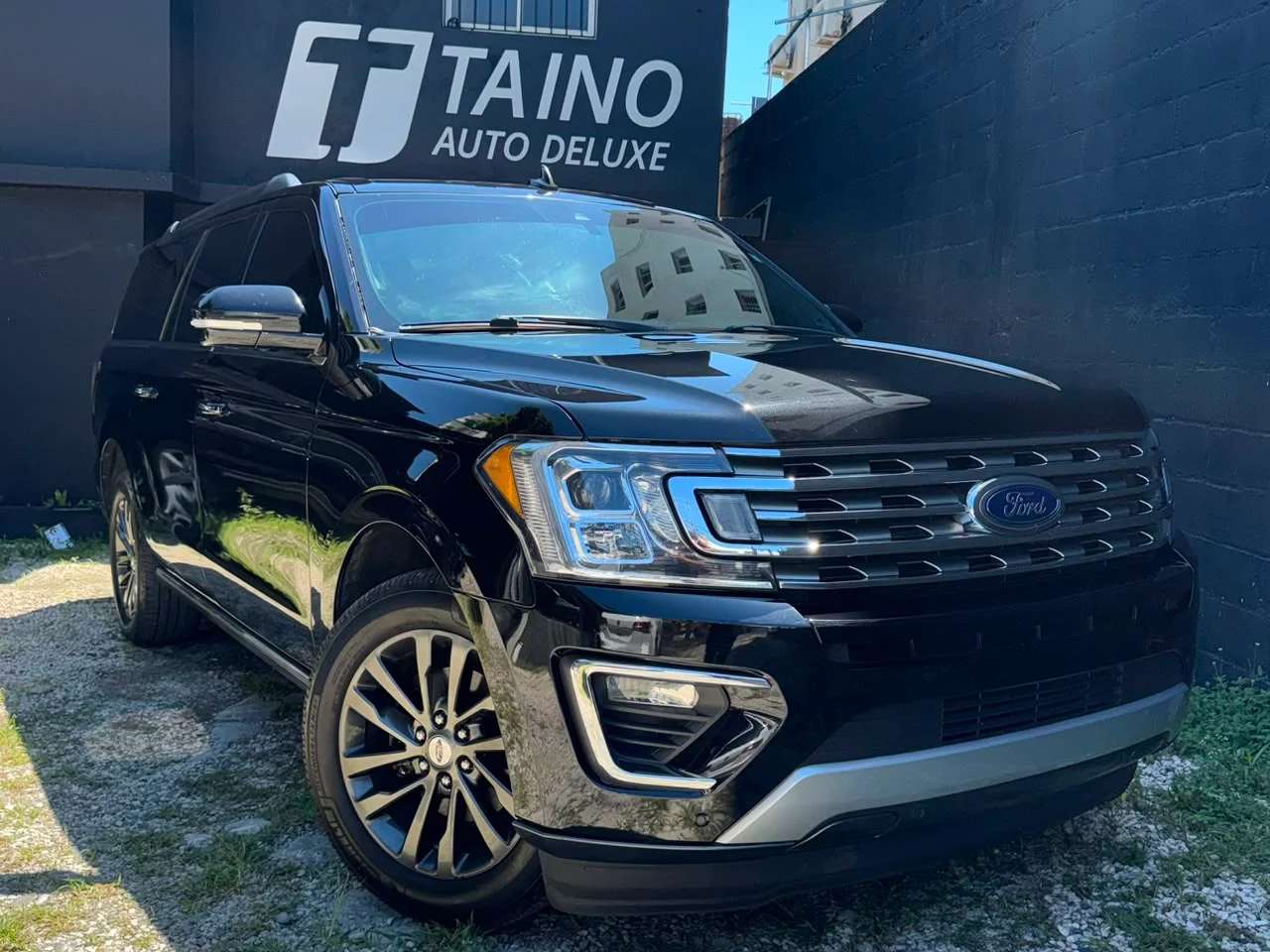 2020 Ford Expedition Limited Max usado en venta por Taino Auto Deluxe