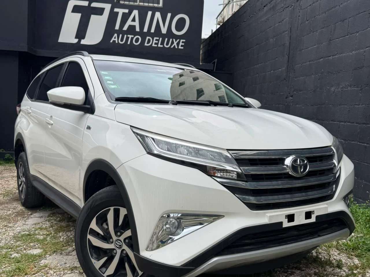 2024 Toyota Rush usado en venta por Taino Auto Deluxe