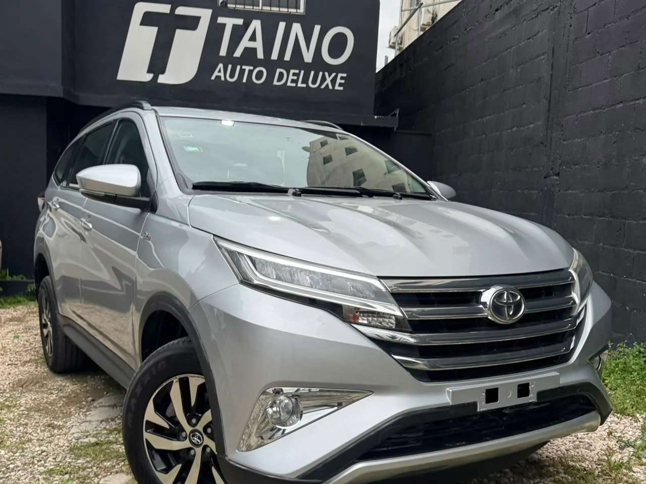 2024 Toyota Rush usado en venta por Taino Auto Deluxe