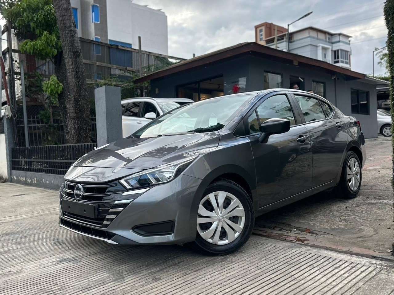 2024 Nissan Versa Advance usado en venta por Comboy Auto Import