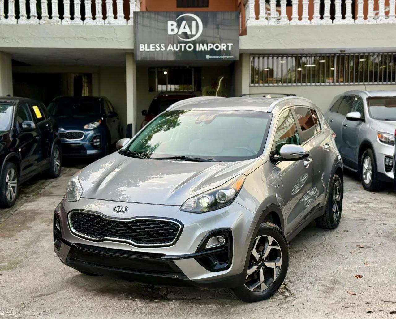 Kia Sportage FE 2021 en venta - vista principal