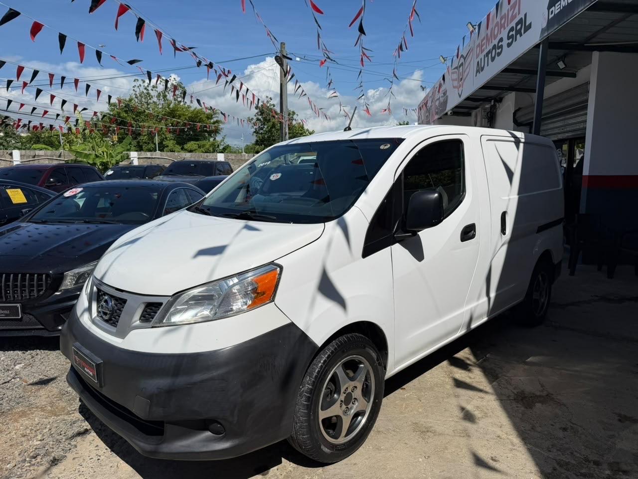 Nissan NV 200 2019 en venta - vista principal
