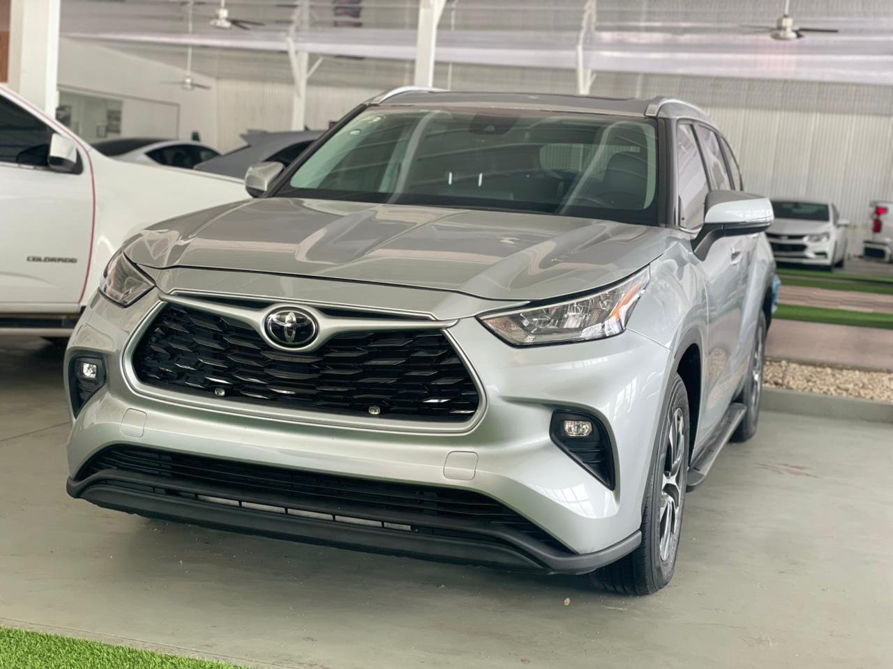 Toyota Highlander XLE 2020 en venta - vista principal