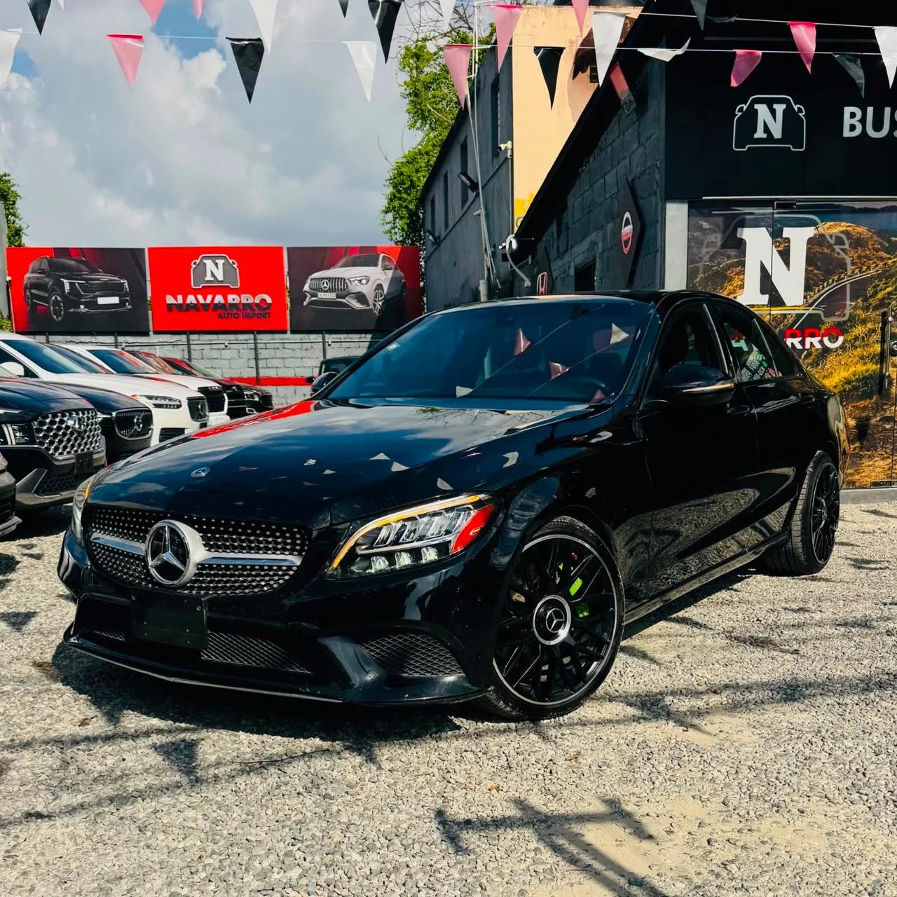 Mercedes Benz C-Class C300 2019 en venta - vista principal